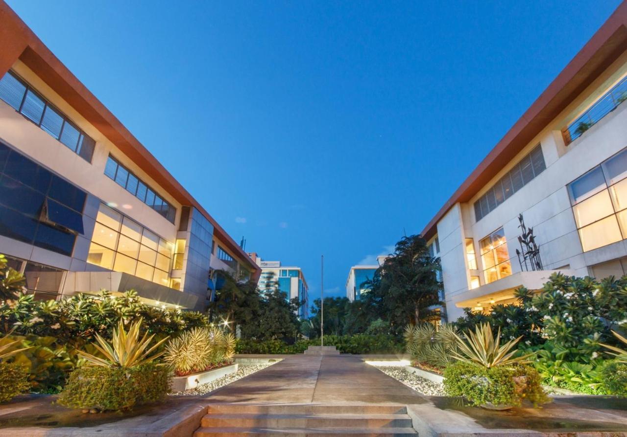 Ecohub Otel Kalküta Dış mekan fotoğraf